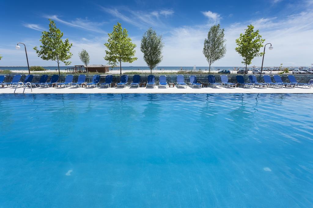 מלון Năvodari Nautic Sport Club מראה חיצוני תמונה